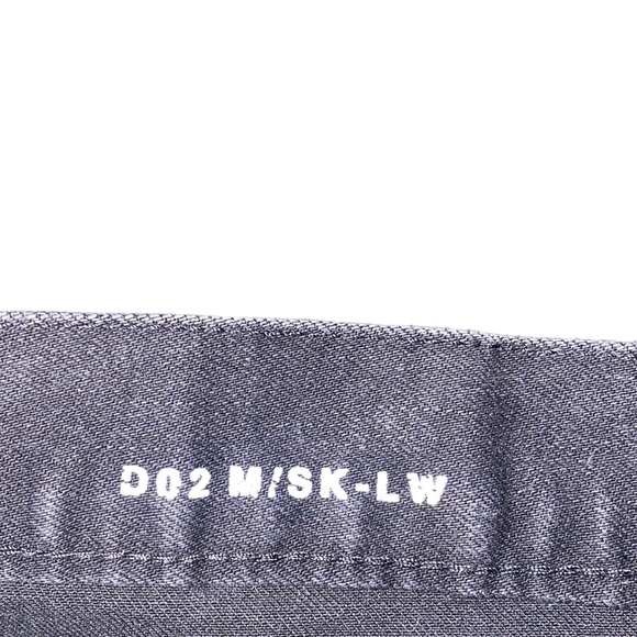 Yves St. Laurent MENS black skinny jeans 33W/ 34 long distressed knee - Picture 3 of 5